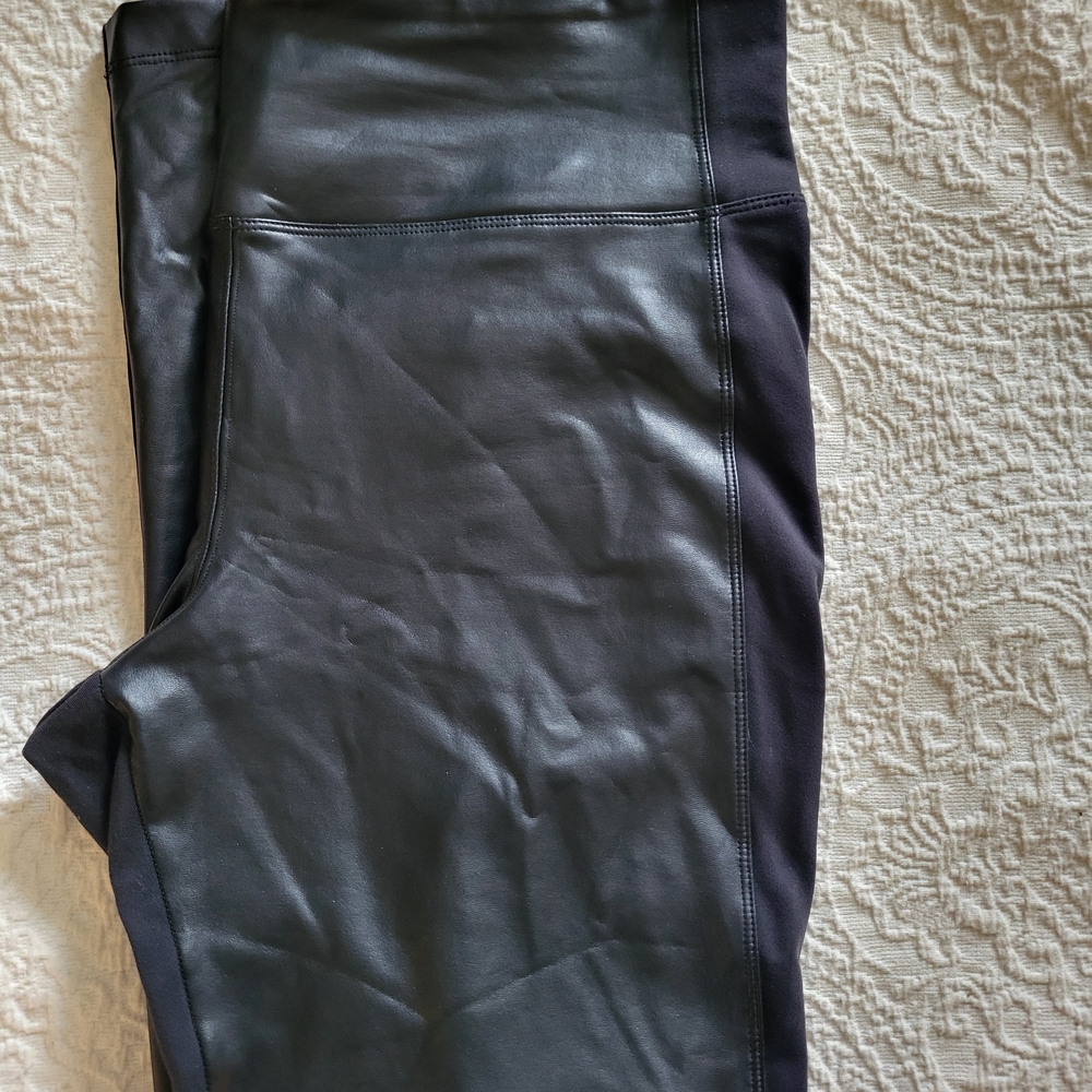 Athleta Black Leggings